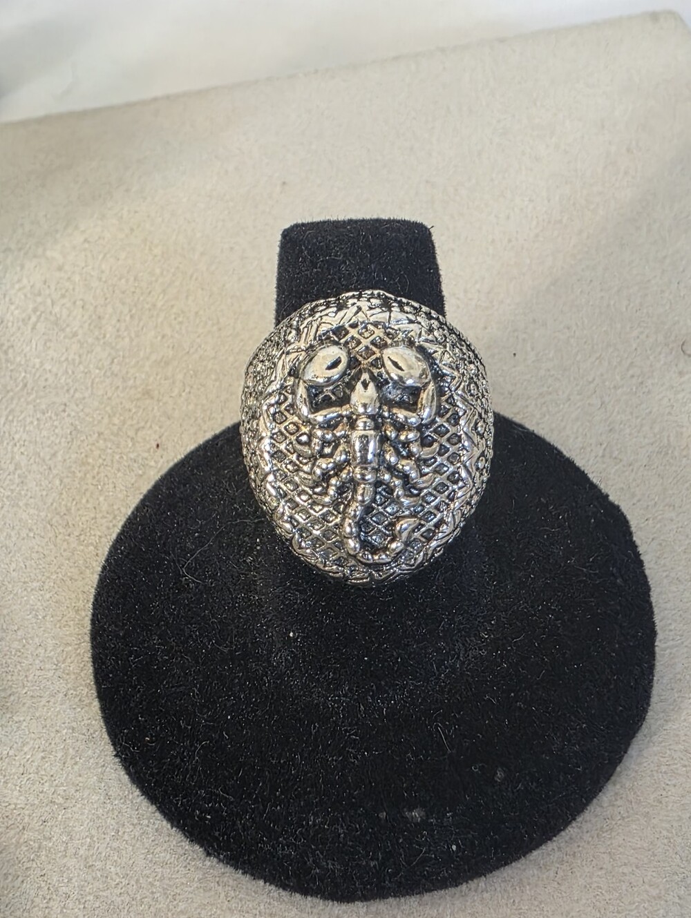 Silver Scorpion Statement Ring Oval Raised Textured Biker Zodiac Ring Size 7